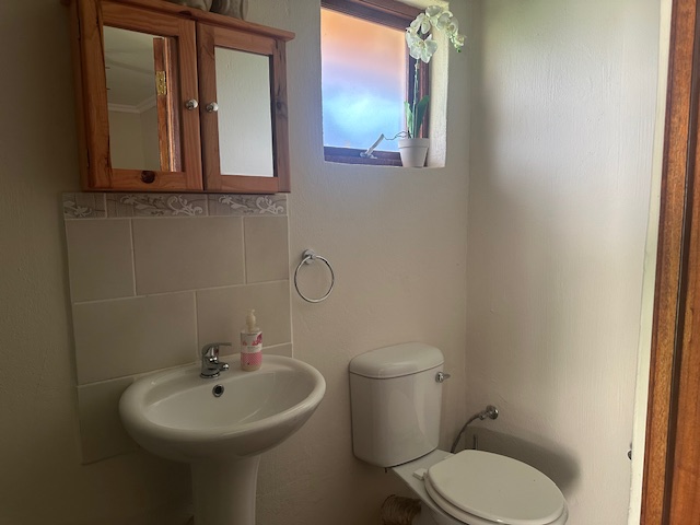 5 Bedroom Property for Sale in Lakeland North West